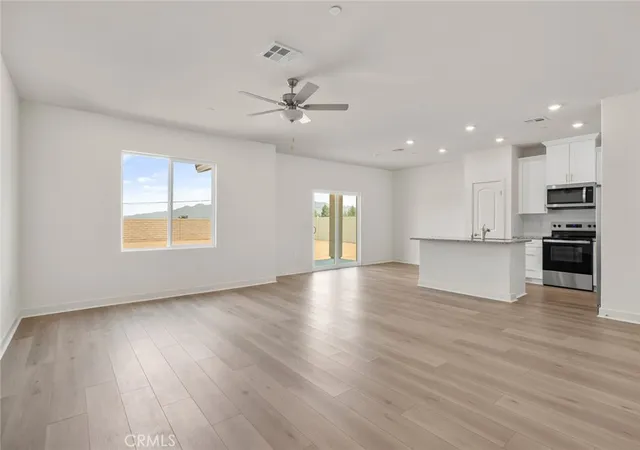 Photo 3 of Single family home for sale at 14842 Desert Lily Ct, Apple Valley, CA 92307 | MLS# SW26178650 | Listing updated on 2026-10-01