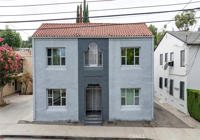 Multi family home for sale at 804 E Palmer Ave, Glendale, CA 91205 | MLS# SR26178662