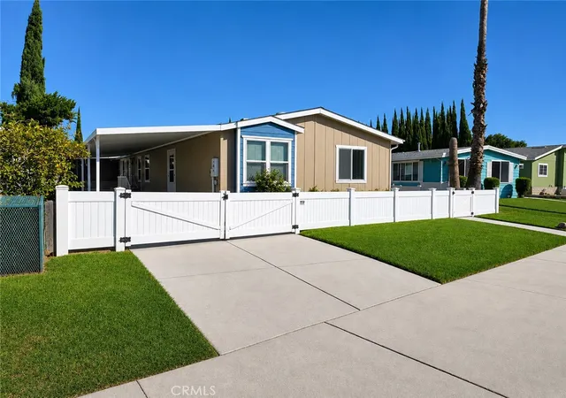 Manufactured home for sale at 5800 Hamner Ave #564, Eastvale, CA 91752 | MLS# DW26163374