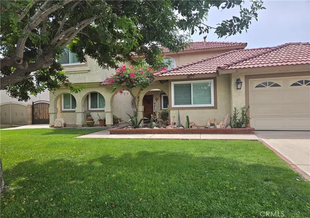 Photo 2 of Single family home for sale at 831 W El Molino, Bloomington, CA 92316 | MLS# CV26178069 | Listing updated on 2026-10-11
