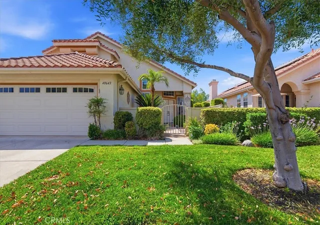 Photo 3 of Single family home for sale at 40643 Via Jalapa, Murrieta, CA 92562 | MLS# SW26178049 | Listing updated on 2026-09-13