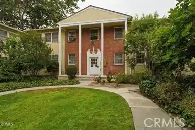 Listing Photo 1 - Condo for sale in 525 E Maple located at 525 E Maple, Glendale, CA 91205 - Unit 525 E Maple