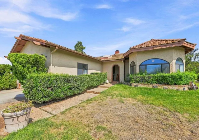 Photo 3 of Single family home for sale at 30136 Rolling Hills, Valley Center, CA 92082 | MLS# 260020020SD | Listing updated on 2026-09-21
