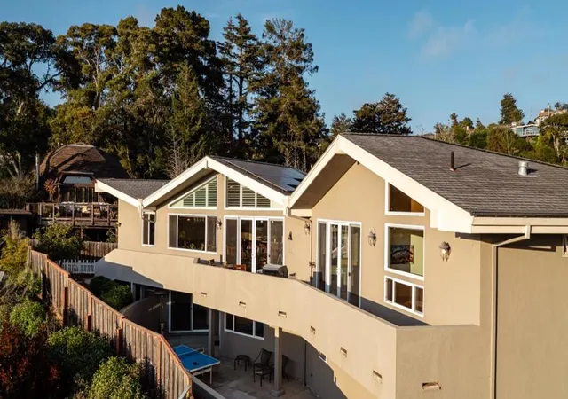 Photo 4 of Single family home for sale at 213 Sand St, Aptos, CA 95003 | MLS# ML82057415 | Listing updated on 2026-10-11