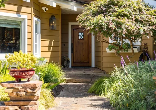Photo 3 of Single family home for sale at 780 Lagunita Dr, Soquel, CA 95073 | MLS# ML82057832 | Listing updated on 2026-09-25