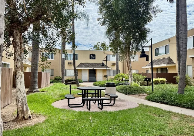 Photo 3 of Condo for sale at 455 Ballantyne #13, El Cajon, CA 92020 | MLS# IV26178880 | Listing updated on 2026-10-10