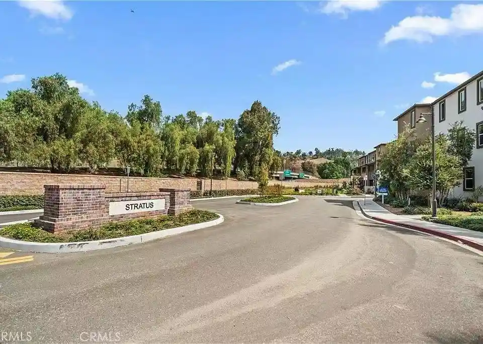 Listing Photo 12 - Condo for sale in 1307 Nimbus located at 1307 Nimbus, Pomona, CA 91768 - Unit 1307 Nimbus