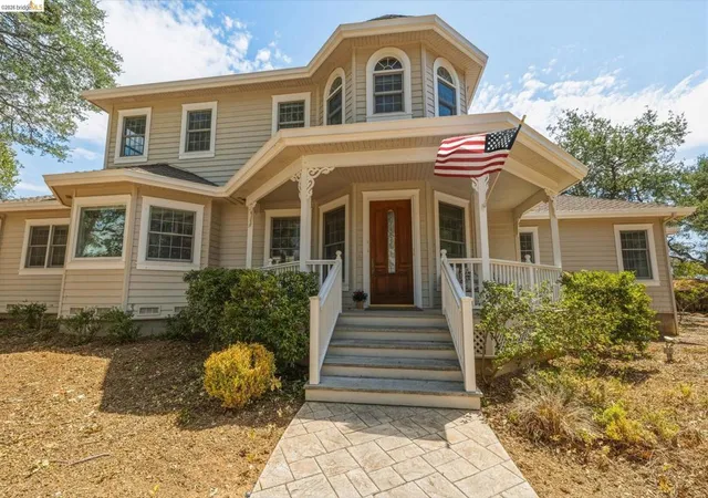 Photo 3 of Sale Pending at 16161 Parkridge, Sonora, CA 95370 | MLS# 41145174 | Listing updated on 2026-10-06