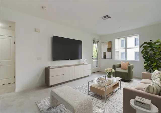 Listing Photo 4 - Condo for sale in building located at 2358 Scholarship, Irvine, CA 92612