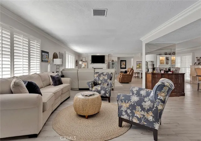 Photo 4 of Single family home for sale at 20080 Waco Ct, Apple Valley, CA 92308 | MLS# HD26177237 | Listing updated on 2026-09-18