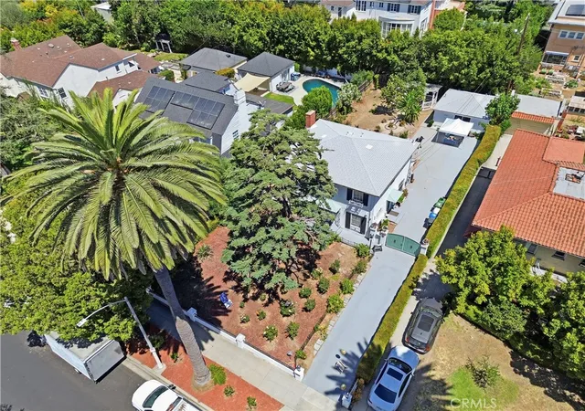 Photo 4 of Single family home for sale at 1826 Wellington Rd, Los Angeles, CA 90019 | MLS# IV26177873 | Listing updated on 2026-09-13