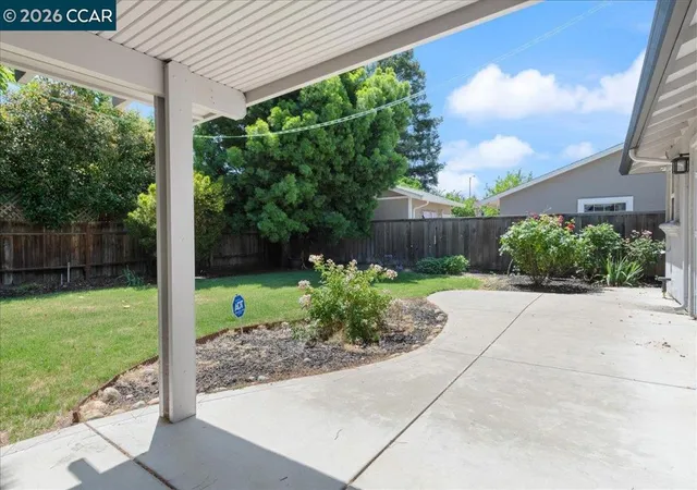 Photo 1 of Single family home for sale at 916 N Estates Dr, Brentwood, CA 94513 | MLS# 41145186 | Listing updated on 2026-10-07