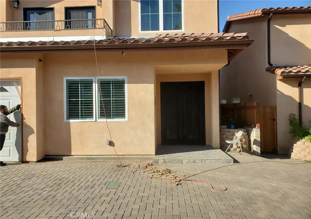 Photo 2 of Single family home for sale at 20819 W Seasons Ln, Winnetka, CA 91306 | MLS# SR26179041 | Listing updated on 2026-09-26
