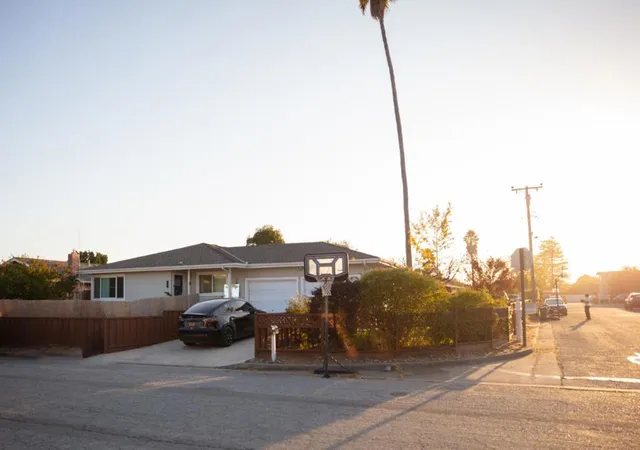 Photo 1 of Single family home for sale at 1915 Halterman Ave, Santa Cruz, CA 95062 | MLS# ML82057873 | Listing updated on 2026-09-13
