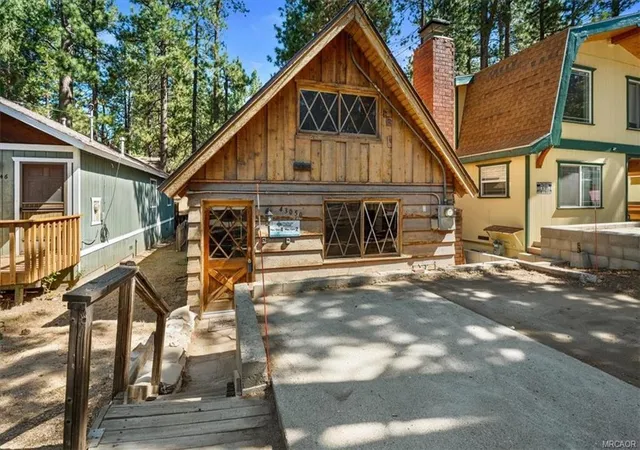 Photo 3 of Single family home for sale at 43050 Sunset Dr, Big Bear Lake, CA 92315 | MLS# 219151470DA | Listing updated on 2026-09-28