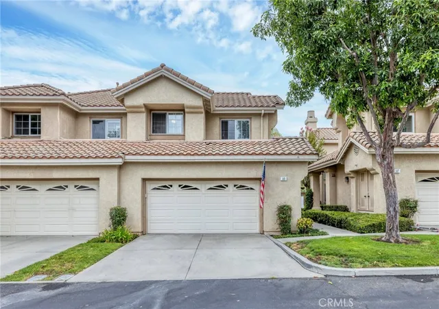 Photo 2 of Townhouse for sale at 149 Encantado, Rancho Santa Margarita, CA 92688 | MLS# OC26179178 | Listing updated on 2026-09-25