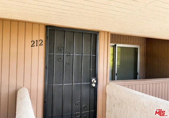 Photo 3 of Condo for sale at 2875 N Los Felices Rd #212, Palm Springs, CA 92262 | MLS# 26873031 | Listing updated on 2026-10-03