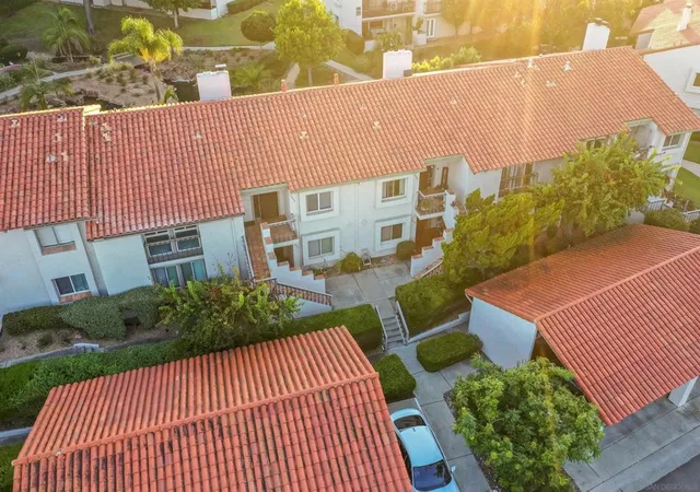 Photo 3 of Condo for sale at 12089 Caminito Campana, San Diego, CA 92128 | MLS# 260020064SD | Listing updated on 2026-09-17