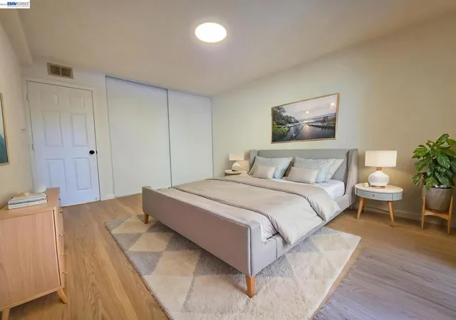 Photo 3 of Condo for sale at 287 E Warren Ave, Fremont, CA 94539 | MLS# 41145212 | Listing updated on 2026-10-01