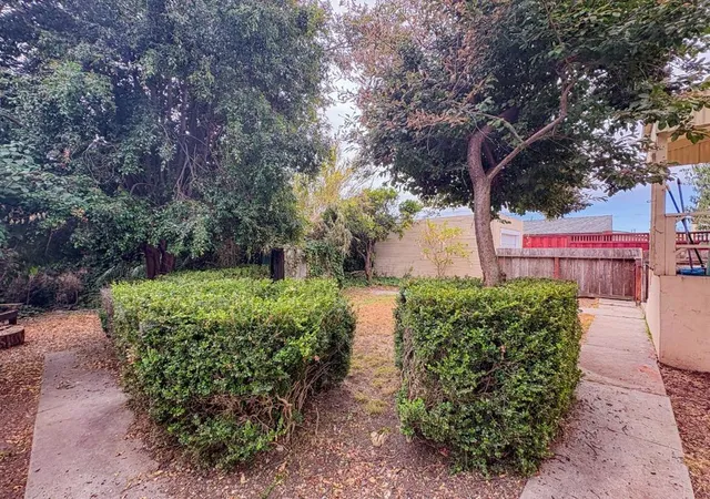 Photo 3 of Single family home for sale at 26 Laurel St, Watsonville, CA 95076 | MLS# ML82057900 | Listing updated on 2026-09-13
