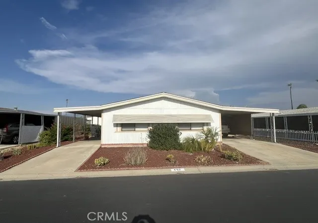 Photo 2 of Manufactured home for sale at 601 N Kirby St #452, Hemet, CA 92545 | MLS# SW26178858 | Listing updated on 2026-10-05