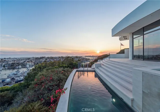 Photo 4 of Single family home for sale at 1523 Dolphin Ter, Corona Del Mar, CA 92625 | MLS# OC26178347 | Listing updated on 2026-10-12