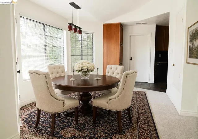Listing Photo 4 - Condo for sale in building located at 5022 Lakeview Dr, San Ramon, CA 94582 - Unit #202