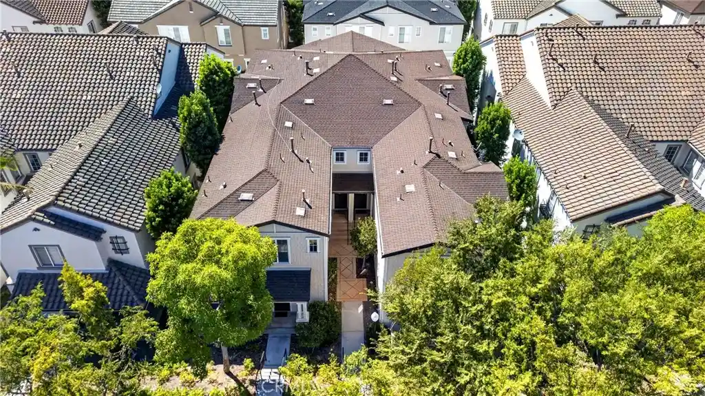 Listing Photo 1 - Condo for sale in 1264 Mcfadden Dr located at 1264 Mcfadden Dr, Fullerton, CA 92833 - Unit 1264 Mcfadden Dr