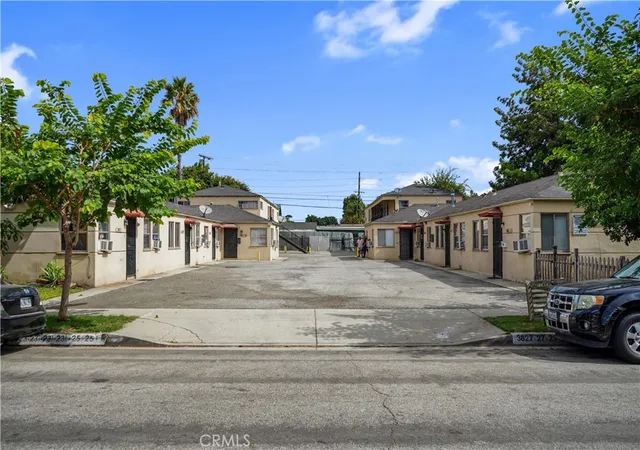 Photo 3 of Multi family home for sale at 3823 Walnut, Cudahy, CA 90201 | MLS# DW26179531 | Listing updated on 2026-10-08