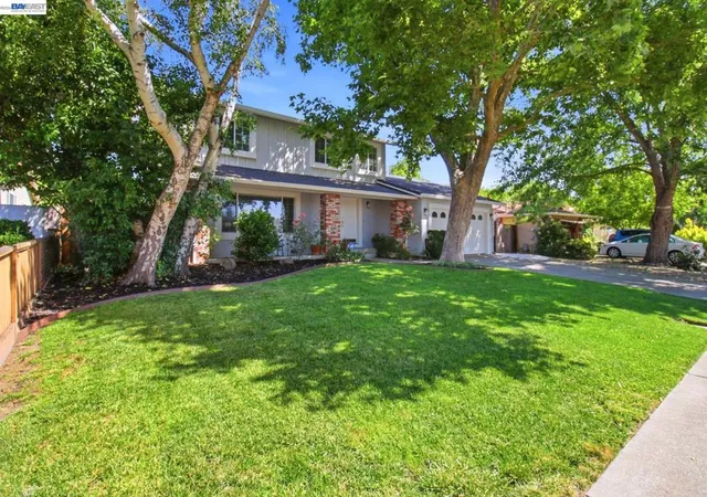 Photo 2 of Sale Pending at 2867 Winthrop Ave, San Ramon, CA 94583 | MLS# 41145240 | Listing updated on 2026-09-28