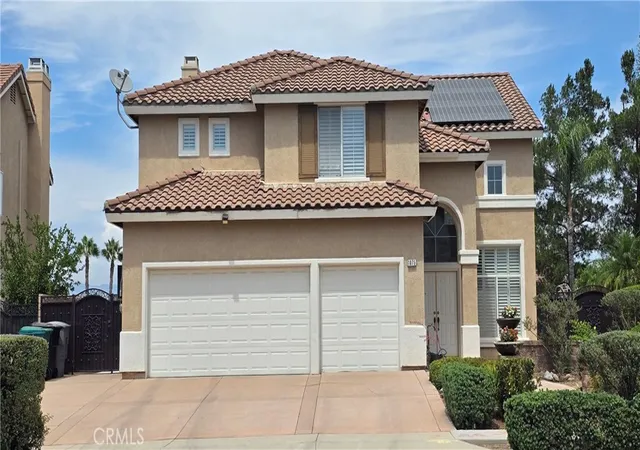 Photo 2 of Single family home for sale at 1075 Nighthawk, Corona, CA 92881 | MLS# OC26179555 | Listing updated on 2026-09-11
