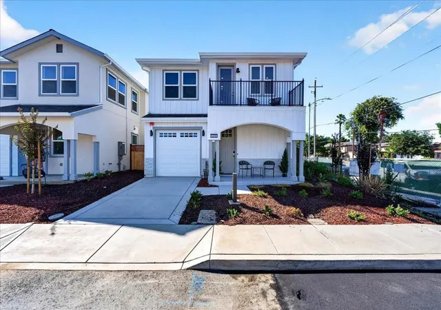 Photo 3 of Single family home for sale at 885 Connie Ln, San Jose, CA 95122 | MLS# ML82057917 | Listing updated on 2026-10-12