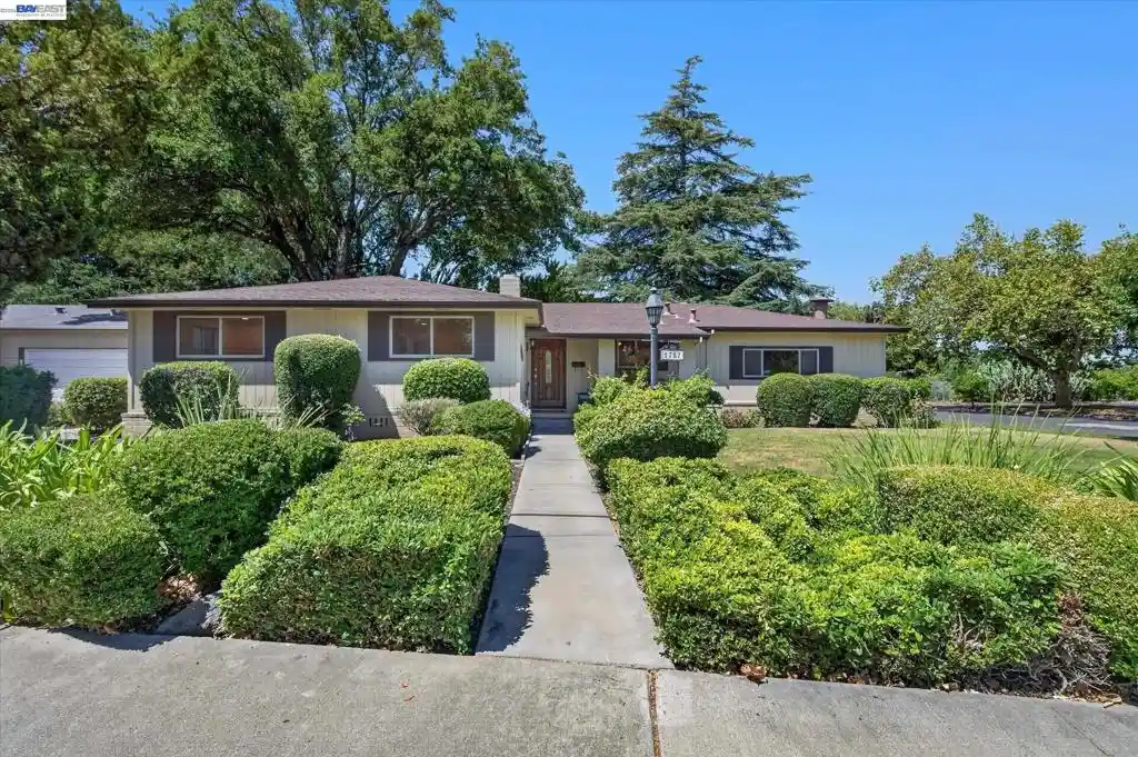 Photo 1 of Single family home for sale at 1787 Roxbury Dr, Concord, CA 94519 | MLS# 41145244 | Listing updated on 2026-10-28