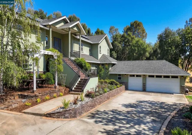 Photo 2 of Single family home for sale at 293 Blair Mine Rd, Angels Camp, CA 95222 | MLS# 41145256 | Listing updated on 2026-09-25