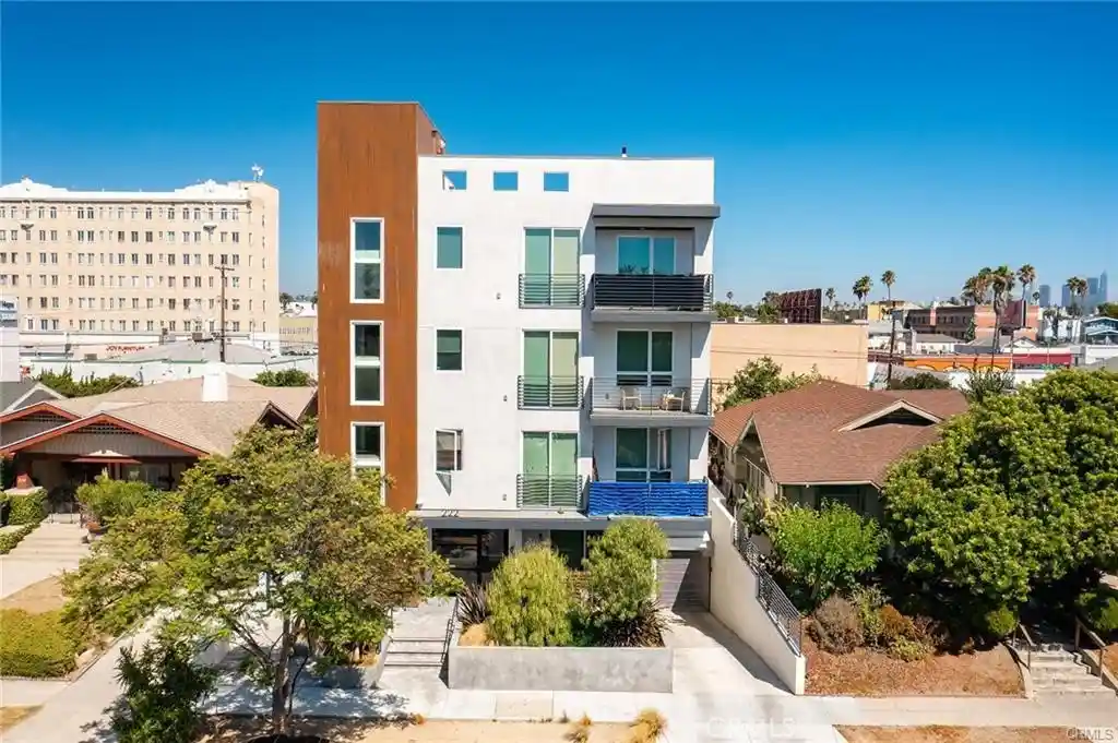 Photo 1 of Multi family home for sale at 222 N Manhattan, Los Angeles, CA 90004 | MLS# SR26179746 | Listing updated on 2026-08-17