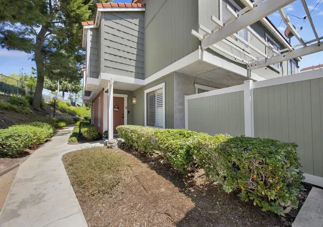 Photo 1 of Sale Pending at 1030 Golden Springs Dr #B, Diamond Bar, CA 91765 | MLS# 260020116SD | Listing updated on 2026-10-07
