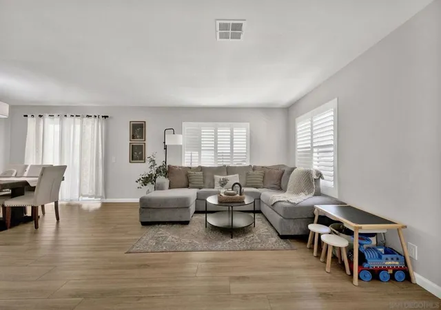 Listing Photo 5 - Condo for sale in building located at 1030 Golden Springs Dr, Diamond Bar, CA 91765 - Unit #B