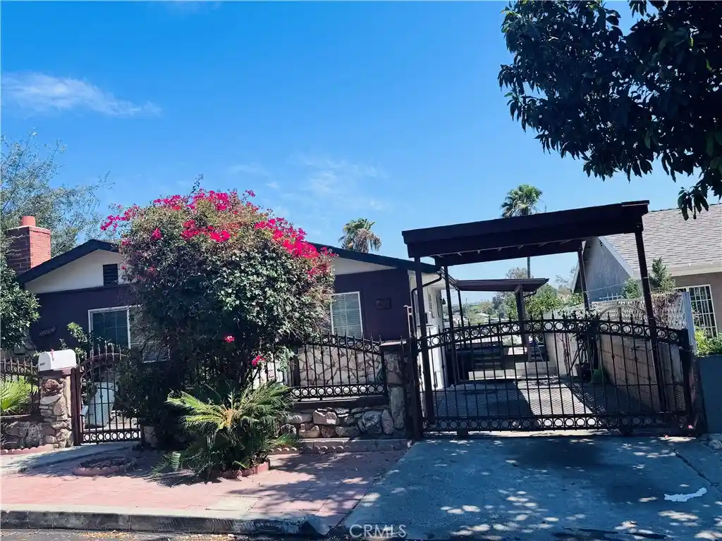 Multi family home for sale at 5226 Ithaca, Los Angeles, CA 90032 | MLS# AR26179646