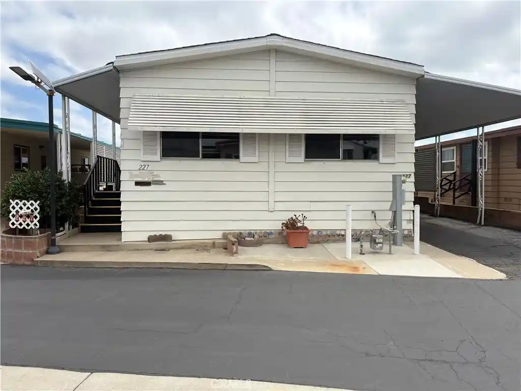 Photo 1 of Manufactured home for sale at 227 Bluebird Ln, Oceanside, CA 92057 | MLS# ND26179656 | Listing updated on 2026-10-17