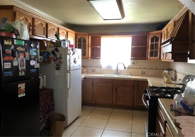 Photo 4 of Single family home for sale at 1234 E Oak St, Anaheim, CA 92805 | MLS# PW26177452 | Listing updated on 2026-10-10