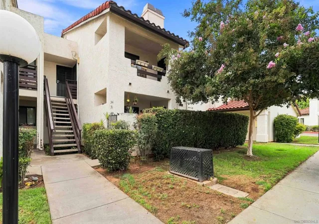 Photo 1 of Sale Pending at 2425 Cranston Dr #34, Escondido, CA 92025 | MLS# 260020121SD | Listing updated on 2026-10-09