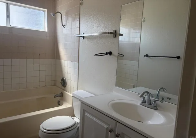 Listing Photo 1 - Condo for sale in building located at 4329 Central Ave, San Diego, CA 92105 - Unit #6