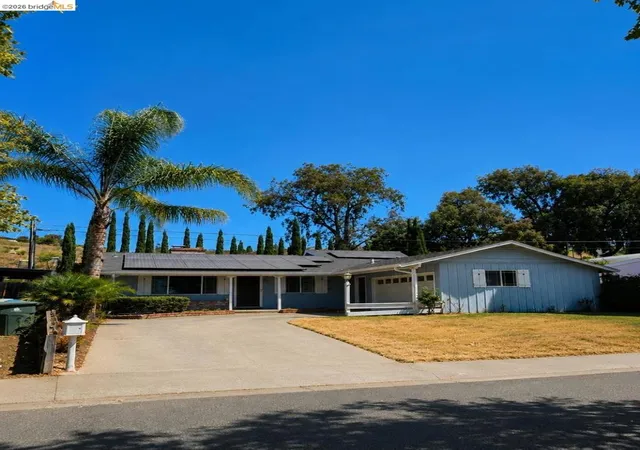 Photo 2 of Single family home for sale at 1480 Delwood St, Vallejo, CA 94591 | MLS# 41145277 | Listing updated on 2026-10-09