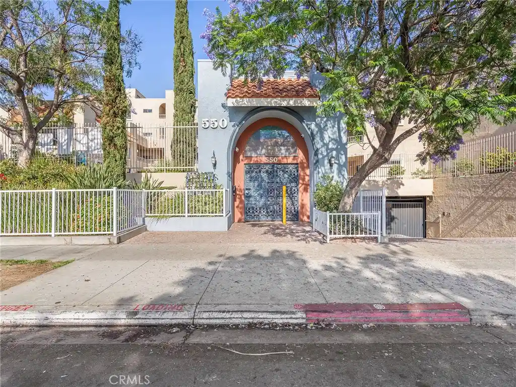 Photo 1 of Condo for sale at 550 Orange Ave #140, Long Beach, CA 90802 | MLS# PV26179764 | Listing updated on 2026-08-18