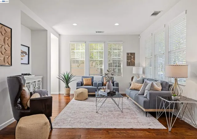 Photo 3 of Single family home for sale at 4731 Malayan St, San Ramon, CA 94582 | MLS# 41145281 | Listing updated on 2026-10-07
