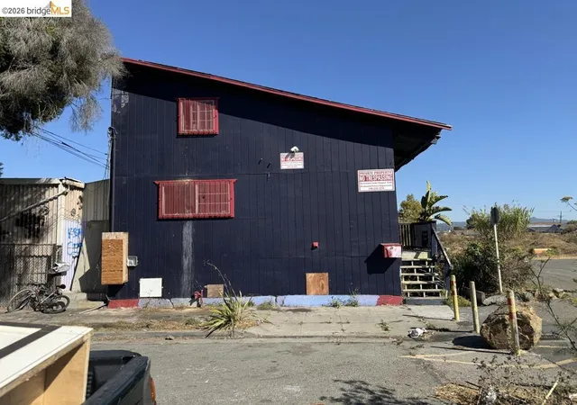 Photo 1 of Single family home for sale at 4 18th Street, Richmond, CA 94801 | MLS# 41145283 | Listing updated on 2026-09-02