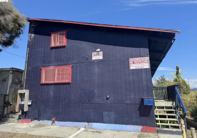 Photo 2 of Single family home for sale at 4 18th Street, Richmond, CA 94801 | MLS# 41145283 | Listing updated on 2026-09-02