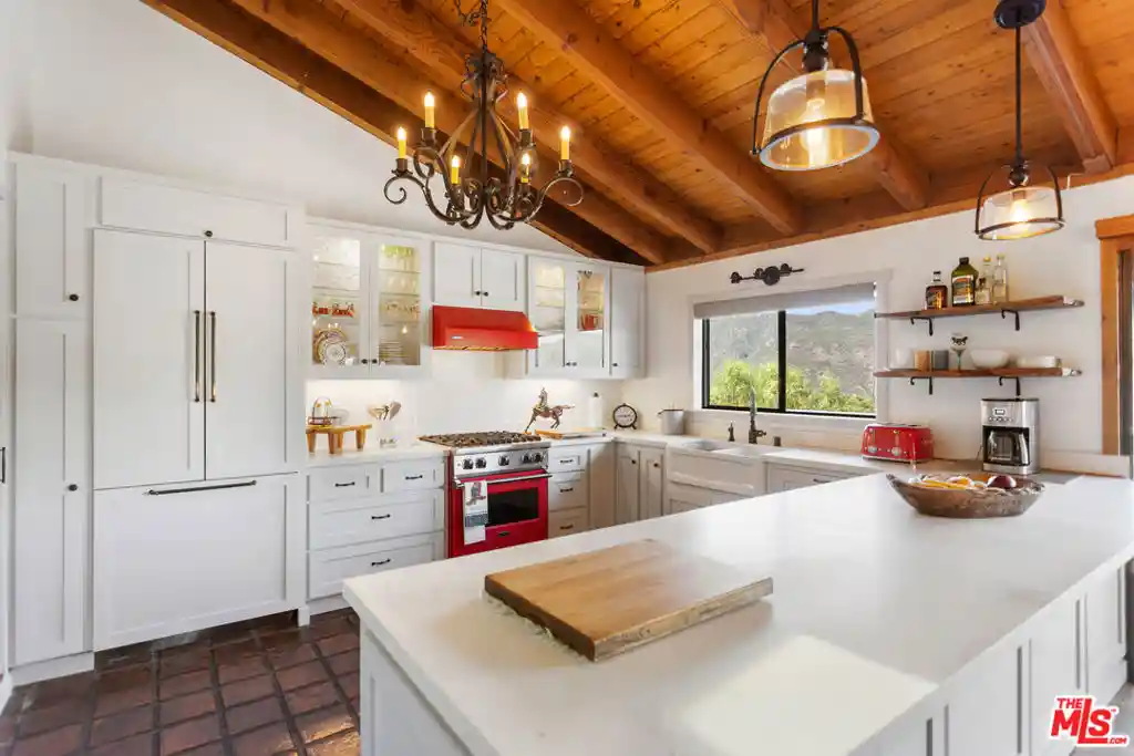 Photo 1 of Single family home for sale at 2050 Corral Cyn Rd, Malibu, CA 90265 | MLS# 26872961 | Listing updated on 2026-08-25