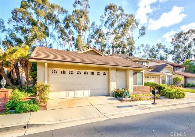 Photo 3 of Single family home for sale at 2518 Greenwich Dr, Fullerton, CA 92833 | MLS# PW26179933 | Listing updated on 2026-09-29