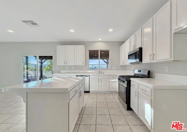 Photo 2 of Single family home for sale at 2423 Carolyn Dr, Palmdale, CA 93551 | MLS# 26873473 | Listing updated on 2026-10-28